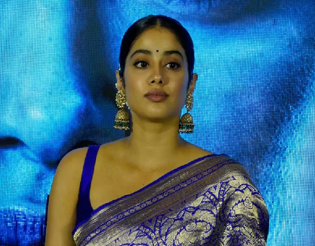 Janhvi Kapoor Latest Pics